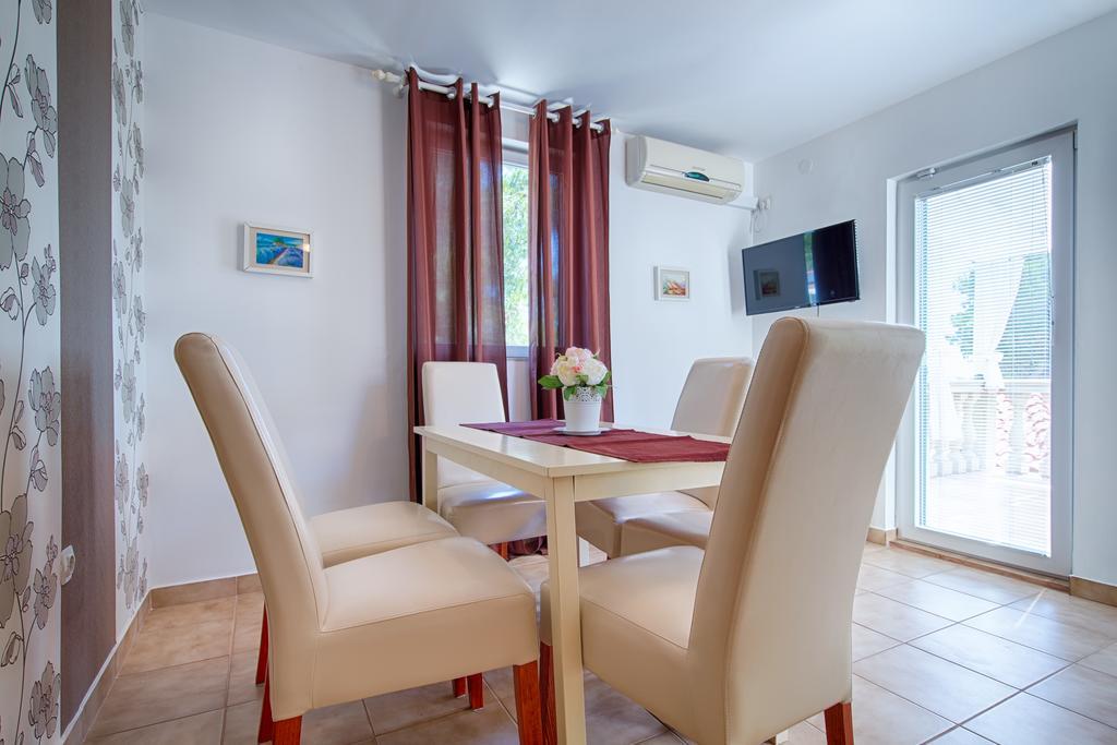 Apartments Perla 루카박 외부 사진