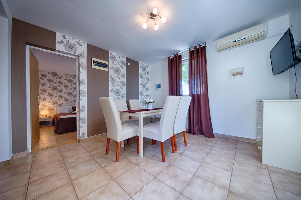 Apartments Perla 루카박 외부 사진